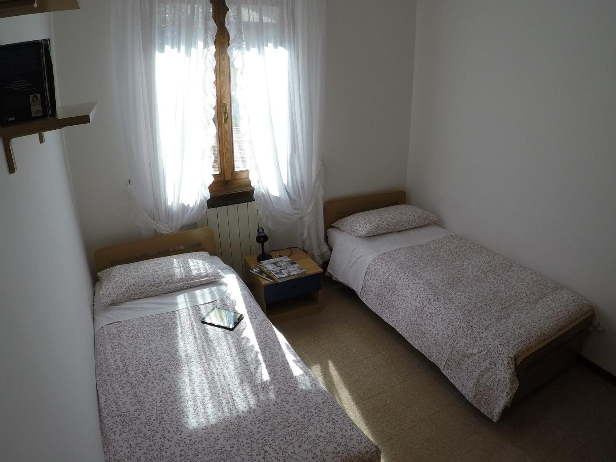 Casa Vacanza Malcesine Habitación foto